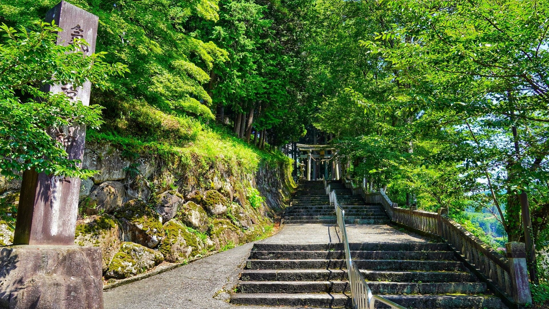 アニメ 町おこし 聖地巡礼や観光誘致に繋がる取り組みとは アニメ 町おこし 聖地巡礼や観光誘致に繋がる取り組みとは