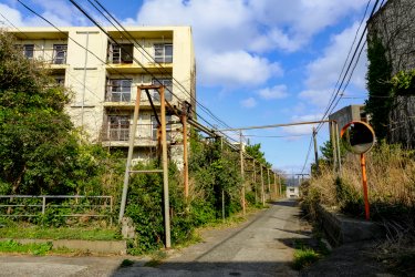 日本における人口減少の推移と将来予測